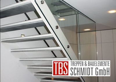Rueckansicht der Blechwangentreppe Koeln der Firma TBS Schmidt GmbH