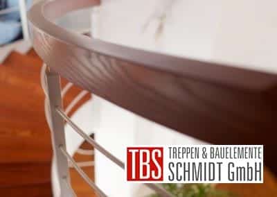 Holzhandlauf der Blechwangetreppe Luebeck der Firma TBS Schmidt GmbH