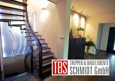 Halbgewendelte Bolzentreppe Siegen der Firma TBS Schmidt GmbH