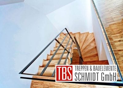 Galerieblick auf die Faltwerktreppe Baden Baden der Firma TBS Schmidt GmbH
