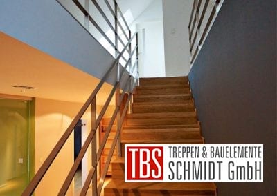 Das Edelstahlgelaender der Faltwerktreppe Karlsruhe der Firma TBS Schmidt GmbH