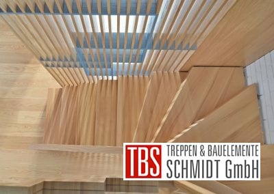 Halbgewendelte Faltwerktreppe Saarbruecken der Firma TBS Schmidt GmbH