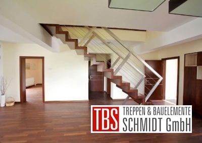 Die Seitenansicht der Faltwerktreppe Siegen der Firma TBS Schmidt GmbH