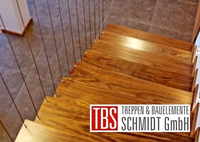 Das Gelaender der Faltwerktreppe Vaihingen der Firma TBS Schmidt GmbH