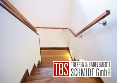 Der Handlauf der Faltwerktreppe Vaihingen der Firma TBS Schmidt GmbH