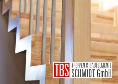 Die Treppenstufen der Faltwerktreppe Willich der Firma TBS Schmidt GmbH