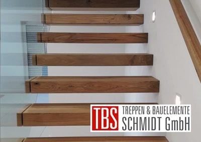 Treppenstufen der Kragarmtreppe Crailsheim der Firma TBS Schmidt GmbH