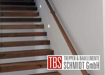 Holzhandlauf der Kragarmtreppe Crailsheim der Firma TBS Schmidt GmbH