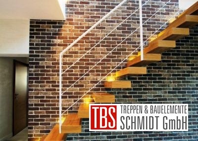 Die Seitenansicht der Kragarmtreppe Sachsen der Firma TBS Schmidt GmbH