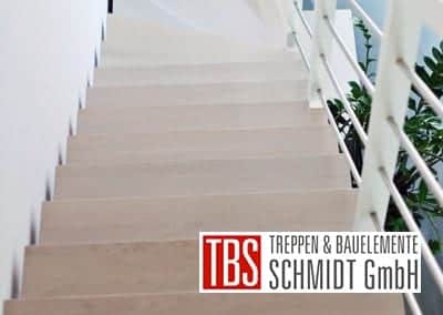 Halbgewendelte Mittelholmtreppe Erfurt der Firma TBS Schmidt GmbH