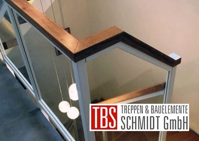 Treppengelaender der Mittelholmtreppe Geisenheim der Firma TBS Schmidt GmbH