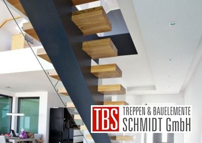 Rueckansicht der Mittelholmtreppe Minden der Firma TBS Schmidt GmbH