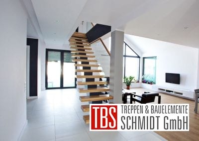 Treppenverlauf der Mittelholmtreppe Minden der Firma TBS Schmidt GmbH