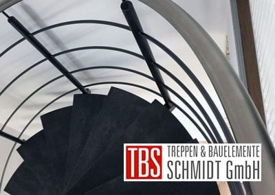 Edelstahlhandlauf der Spindeltreppe Schiffweiler der Firma TBS Schmidt GmbH