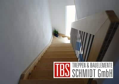 Treppenverlauf der Wangen-Bolzentreppe Zweibruecken der Firma TBS Schmidt GmbH