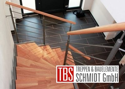 Treppenstufen der Zweiholmtreppe Erftstadt der Firma TBS Schmidt GmbH