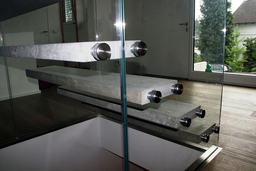 Punkthalter Glastreppe Flying Stairs der Firma TBS Schmidt GmbH