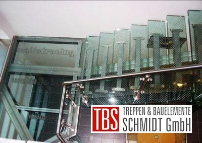 Ansicht auf die Glastreppe Augsburg der Firma TBS Schmidt GmbH