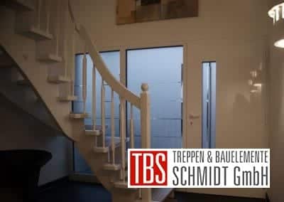 Treppenpfosten der Color-Wangentreppe Dinslaken der Firma TBS Schmidt GmbH