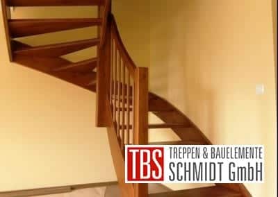 Halbgewendelte Wangentreppe Merzig der Firma TBS Schmidt GmbH