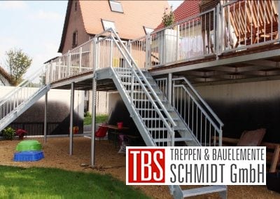 Zweiseitige Außentreppe der Firma TBS Schmidt GmbH