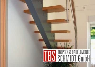 Rueckansicht der Mittelholmtreppe Dorsten der Firma TBS Schmidt GmbH