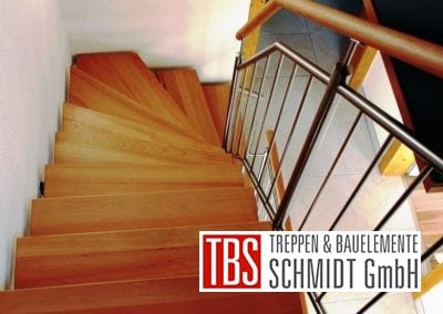 Die Treppenstufen der Zweiholmtreppe Wetzlar der Firma TBS Schmidt GmbH