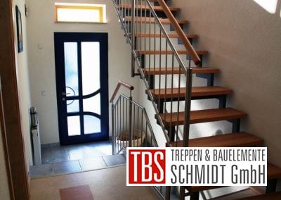 Treppengelaender der Zweiholmtreppe Wetzlar der Firma TBS Schmidt GmbH