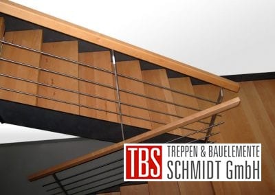 Halbgewendelte Blechwangentreppe Solingen der Firma TBS Schmidt GmbH