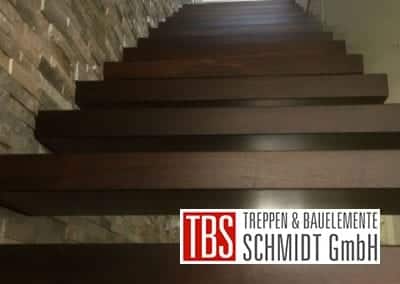 Stufen Kragarmtreppe Tiefenbronn der Firma TBS Schmidt GmbH