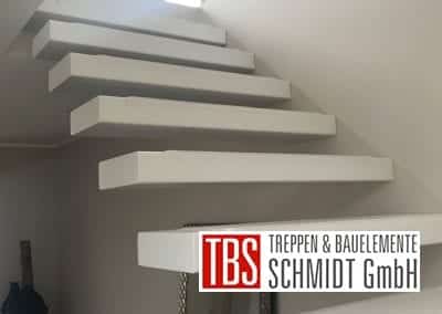 Edelstahlhanldauf-Kragarmtreppe Gauersheim der Firma TBS Schmidt GmbH