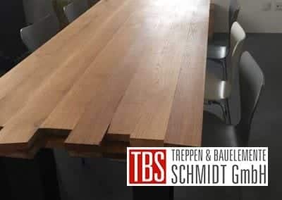 Massivholztisch Faltwerktreppe Gut Koenigsbruch der Firma TBS Schmidt GmbH