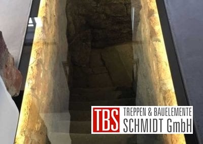 Glasplatte Faltwerktreppe Gut Koenigsbruch der Firma TBS Schmidt GmbH