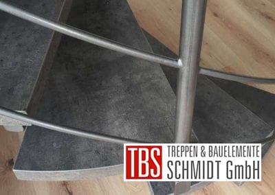 Stufen Spindeltreppe Schiffweiler der Firma TBS Schmidt GmbH