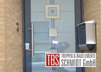 Haustuer Wangentreppe Homburg der Firma TBS Schmidt GmbH