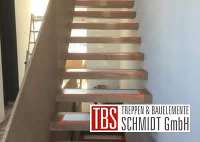 Kragarmtreppe Treppenmontage der Firma TBS Schmidt GmbH