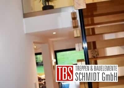 Holzhandlauf Faltwerk- mit Kragarmtreppe Lebach der Firma TBS Schmidt GmbH