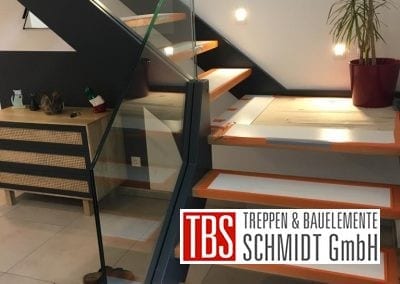 Colortreppe Treppenmontage der Firma TBS Schmidt GmbH