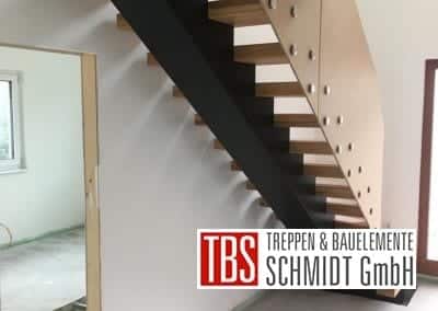 Treppenmontage Mittelholmtreppe der Firma TBS Schmidt GmbH