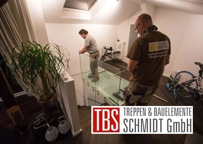 Montagearbeit Faltwerktreppe Frankfurt Westend der Firma TBS Schmidt GmbH