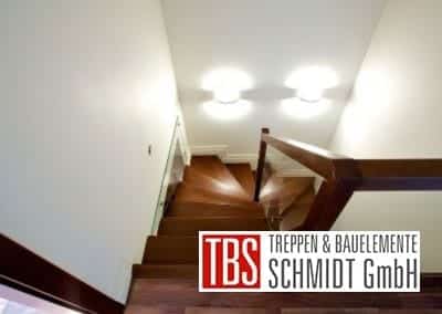 Bruestungsgelaender Faltwerktreppe Hilden der Firma TBS Schmidt GmbH