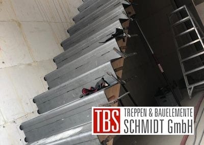 Montagebild Stahlblechfaltwerktreppe TBS Schmidt GmbH