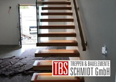 Montagebild Kragarmtreppe TBS Schmidt GmbH