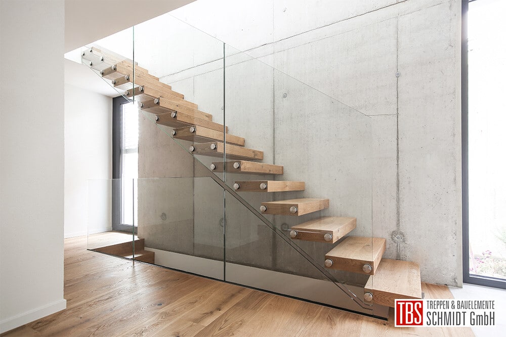Kragarmtreppe Zwingenberg der Firma TBS Schmidt GmbH
