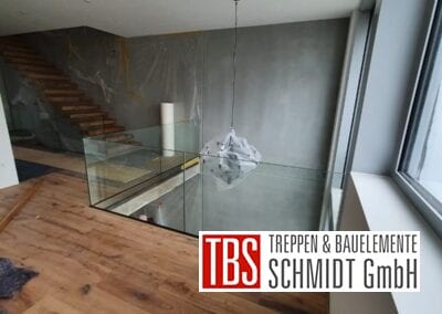 Montagebild Kragarmtreppe Bruestungsgelaender TBS Schmidt GmbH