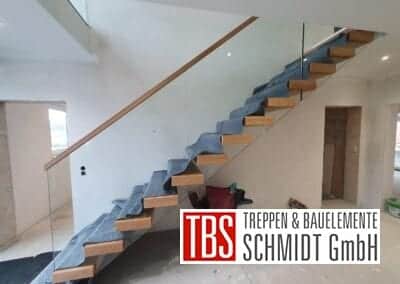 Montagebild Kragarmtreppe Seitenansicht TBS Schmidt GmbH