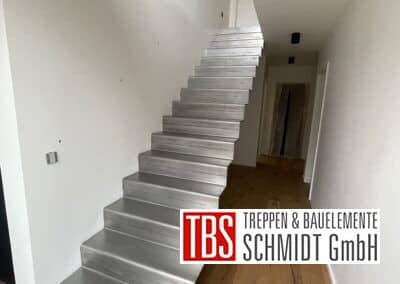Stahlblechfaltwerktreppe Mamer der Firma TBS Schmidt GmbH